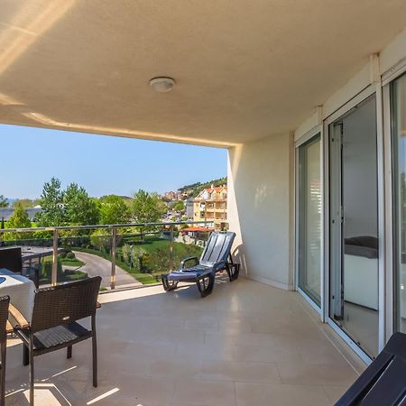 Ap 4+2 In One Of The Most Luxury Building In Omis Room photo